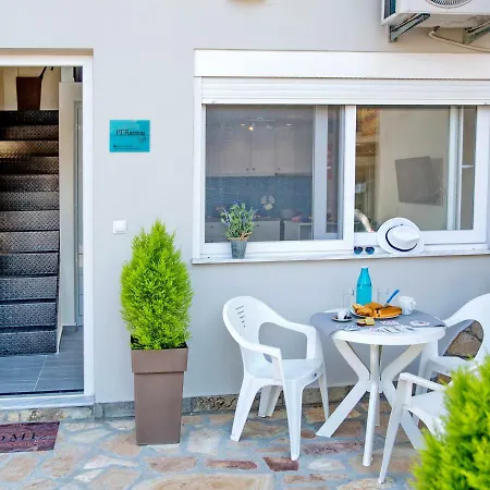 Perammos Loft شقة Néa Péramos