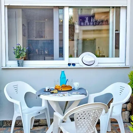 Perammos Loft شقة *
