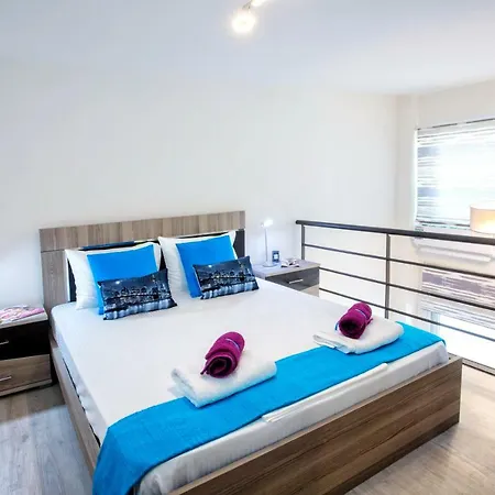 Perammos Loft شقة *