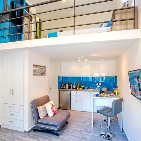 Perammos Loft شقة